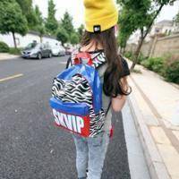 喜欢我就别轻易放手:情侣一左一右不带字头像_WWW.TQQA.COM