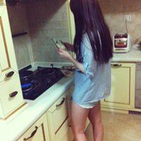 意境风长发女生qq头像:谁知道我们梦归何处_WWW.TQQA.COM