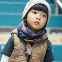 卖萌的孩纸可爱QQ头像_WWW.TQQA.COM