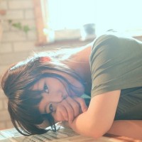 唯美图片女生头像真人:赢了现在输了未来_WWW.TQQA.COM
