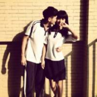 无可替代你的爱:一男一女求搭配情侣头像_WWW.TQQA.COM