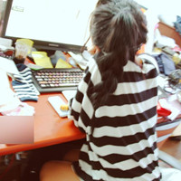 非主流女生个性头像:唱一首我们的歌_WWW.TQQA.COM