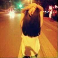 精致女生素颜QQ可爱头像:等我成年就嫁你_WWW.TQQA.COM