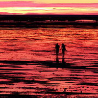 形影不离的幸福情侣QQ头像一对_WWW.TQQA.COM