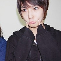 一男一女的头像:除了情侣我想不到别的_WWW.TQQA.COM