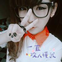 剪刀手非主流女生头像:残留的回忆_WWW.TQQA.COM