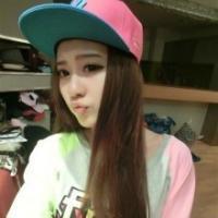 情侣头像一男一女两张不带字意境:命中有你_WWW.TQQA.COM