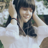 守着你的梦到永远:纯唯美情感qq头像女生_WWW.TQQA.COM