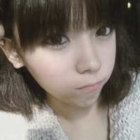 可爱头像女生真人:一朵小黄花_WWW.TQQA.COM