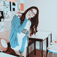 眼镜控气质可爱女生头像:属于我们的烟火_WWW.TQQA.COM