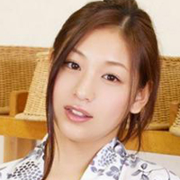 佐山彩香图片妩媚头像_WWW.TQQA.COM