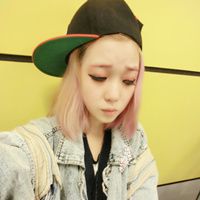 贴吧流行的个性原宿风qq头像:夜半唱情歌_WWW.TQQA.COM