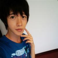 男生嘟嘴巴头像图片_WWW.TQQA.COM
