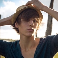 QQ欧美头像男生帅气:欧美帅气男生头像超拽_WWW.TQQA.COM