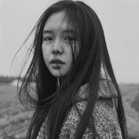 灰色配女生头像伤感:绿茶婊:白莲花_WWW.TQQA.COM