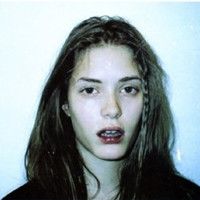 诡异欧美风头像女生:深爱的人伤害也是最深_WWW.TQQA.COM
