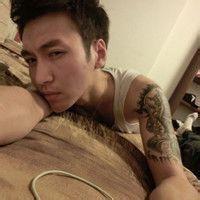 欧美霸气纹身男头图:对不起只是卑微了自己_WWW.TQQA.COM