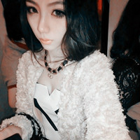 侧脸个性女生头像_WWW.TQQA.COM