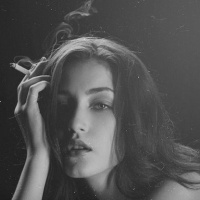 欧美抽烟女人头像:灰色:衮TMD蜜语甜言_WWW.TQQA.COM