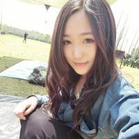 唯美中分长发女生头像:中分菇凉最美_WWW.TQQA.COM