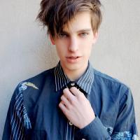 高清欧美男头像,明明爱你爱的想靠近_WWW.TQQA.COM