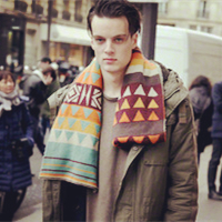 欧美唯美伤感女生头像:不配在说你爱我#_WWW.TQQA.COM