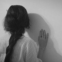 性感美女黑白头像_WWW.TQQA.COM