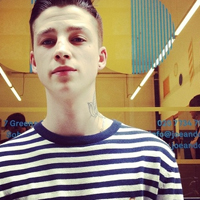 欧美头像男生霸道:为你放下执念_WWW.TQQA.COM