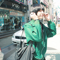 情侣头像一对两人两张:爱的平凡却深刻_WWW.TQQA.COM