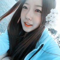 浅浅蓝阿宝色可爱女生头像_WWW.TQQA.COM