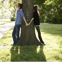 拥抱/牵手在一起的情侣头像_WWW.TQQA.COM