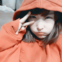 嘟着嘴微笑:撅嘴卖萌的可爱女生QQ头像_WWW.TQQA.COM