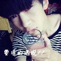 男生麦克风头像图片_WWW.TQQA.COM