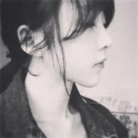 思念是最伤感的痛:qq灰色头像侧脸_WWW.TQQA.COM
