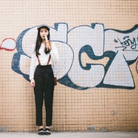 情侣小清新头像一左一右:你并不懂我_WWW.TQQA.COM