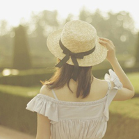 消失在人海的爱:森系背影头像女生:喜欢蓝色的百_WWW.TQQA.COM