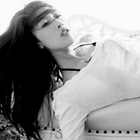 美女图片黑白头像_WWW.TQQA.COM