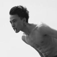 欧美qq灰色头像男生低调的过着自己的生活:让一_WWW.TQQA.COM