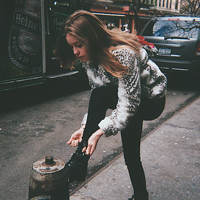 欧美帅气女头像:我的天空_WWW.TQQA.COM