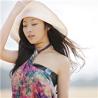 简单大气的唯美女生头像_WWW.TQQA.COM