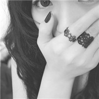 夏季风带点可爱的女生头像_WWW.TQQA.COM