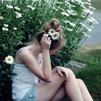 爱情渐渐褪去了颜色:唯美头像吧女头:不愿再见面_WWW.TQQA.COM