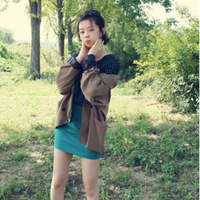 乖巧恬静的唯美90后女生头像:告诉你我不会为爱_WWW.TQQA.COM