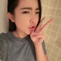 精致女生素颜QQ可爱头像:等我成年就嫁你_WWW.TQQA.COM