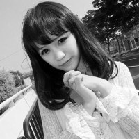 转眼:已渐行渐远:眉清目秀的小清新女生头像_WWW.TQQA.COM