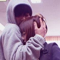 相依为命的情侣QQ头像:一对_WWW.TQQA.COM