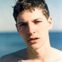 QQ欧美头像男生帅气:欧美帅气男生头像超拽_WWW.TQQA.COM