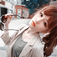 很有欧美范的时尚美女头像_WWW.TQQA.COM