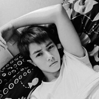 爱上悲伤:非主流超拽男生头像:寂寞无所谓_WWW.TQQA.COM