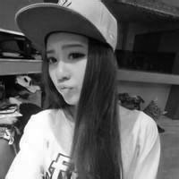 qq灰色女生头像带帽子的:因为太爱才有伤害_WWW.TQQA.COM